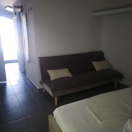 Gatos House 2 * Pefkochori