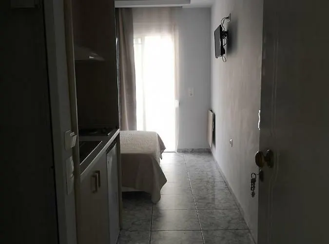 Gatos House 2 Отель Пефкохори